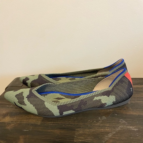 ROTHY’S - the point flats - Picture 1 of 6